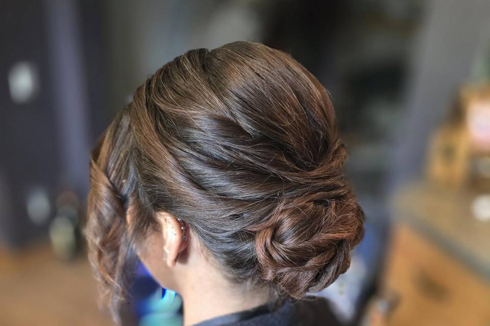 Low updo