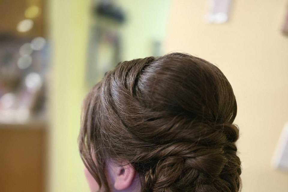 Low updo