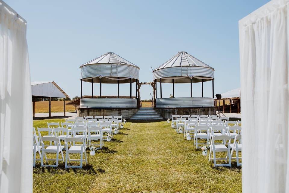 Outdoor ceremony