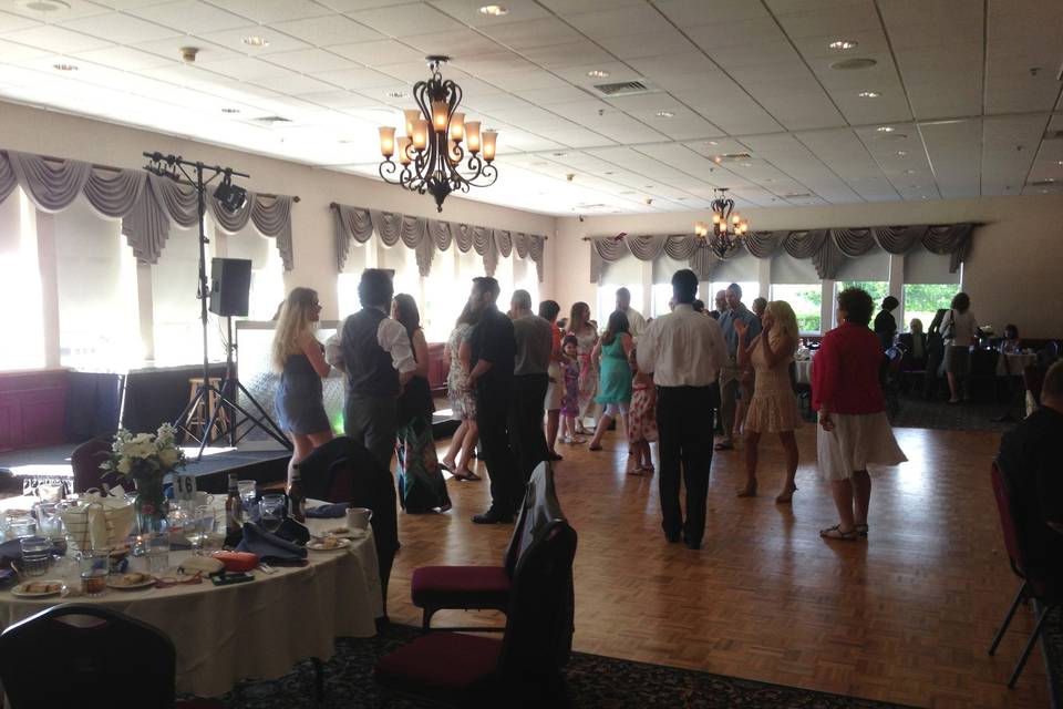 Log cabin dance floor