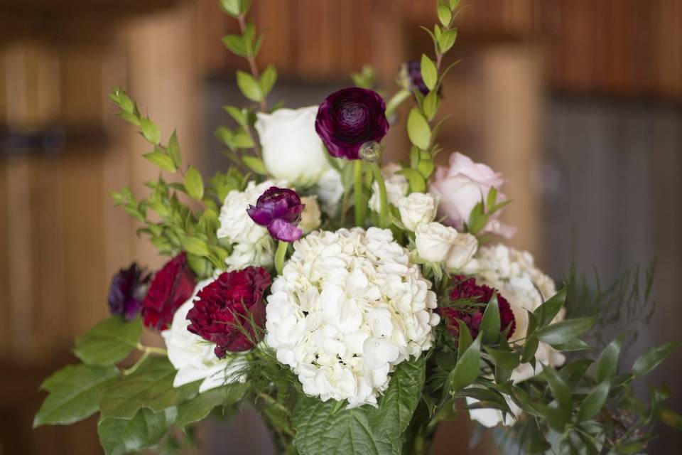 White and red flowers