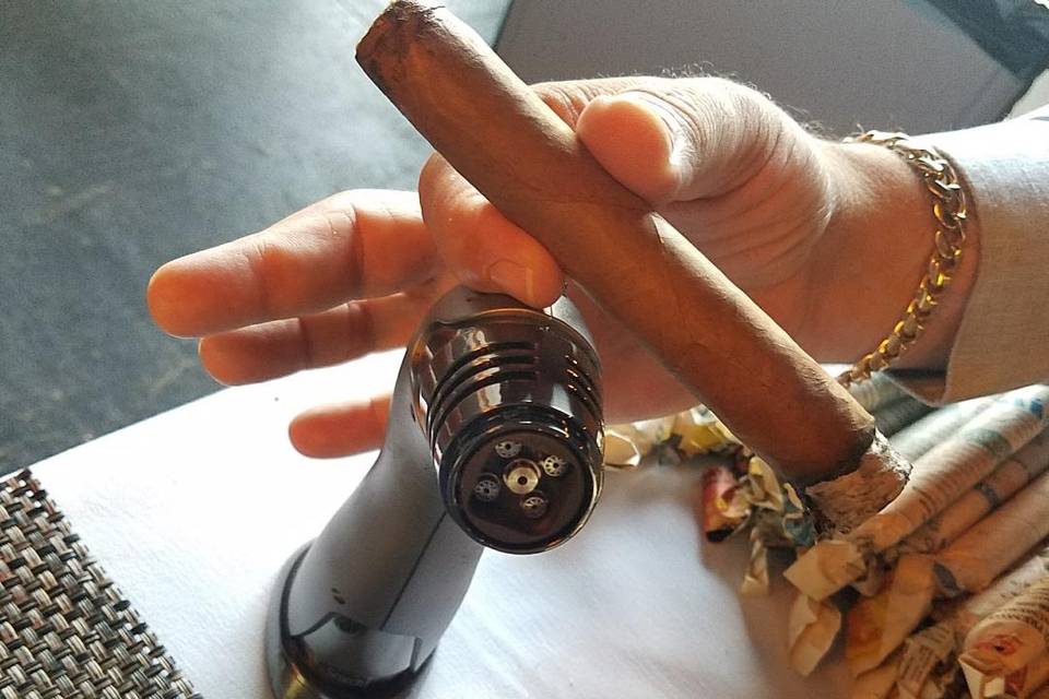 Cigar lighter