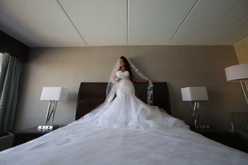 Dressing room and guest-of-honor