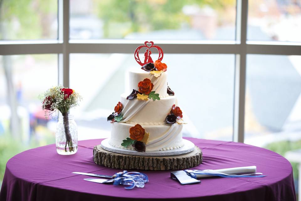 Multiple layered wedding cake