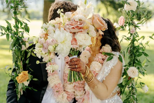 Mountain Mama Florals