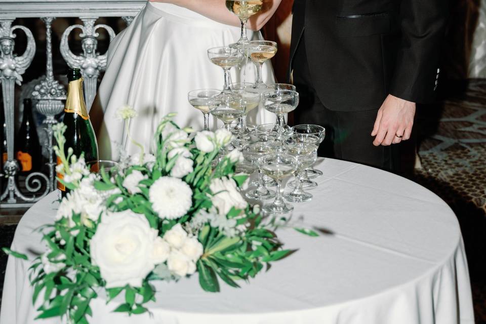 Champagne Tower Pour