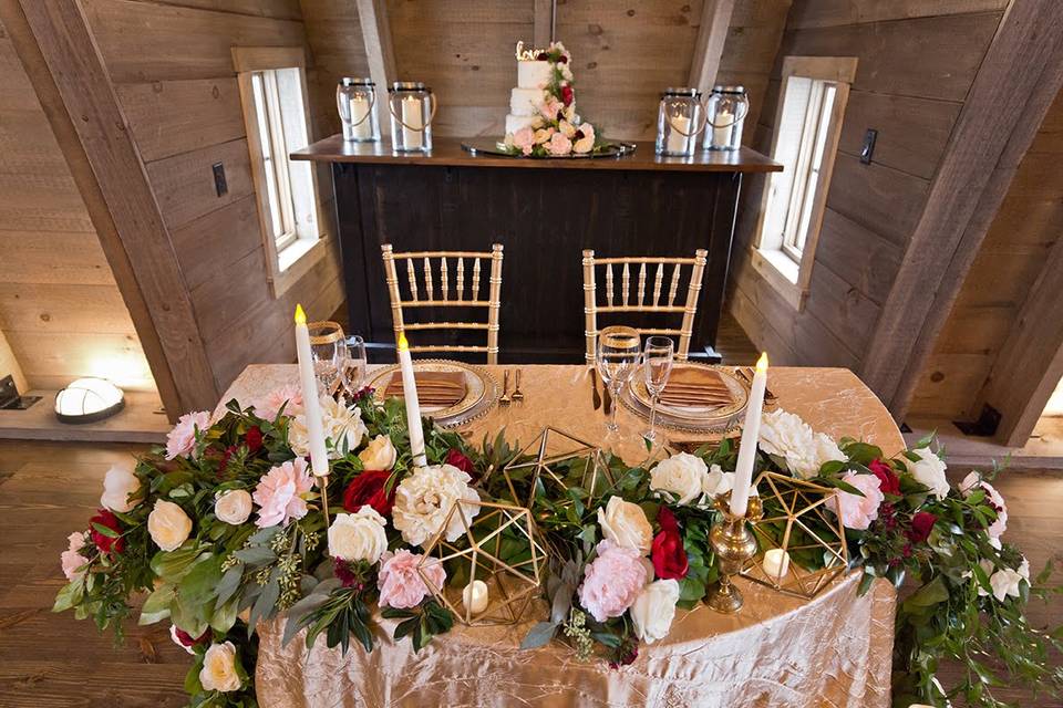 Sweetheart's table