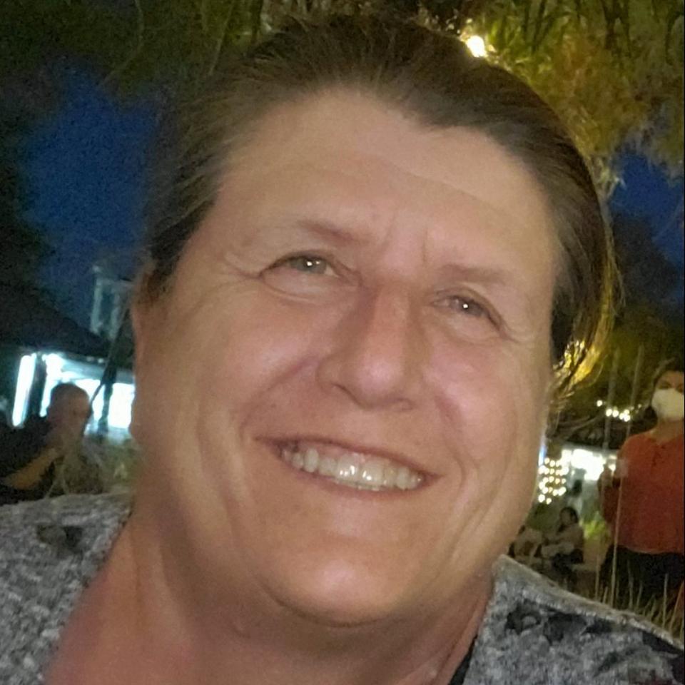 Suzanne McKenzie