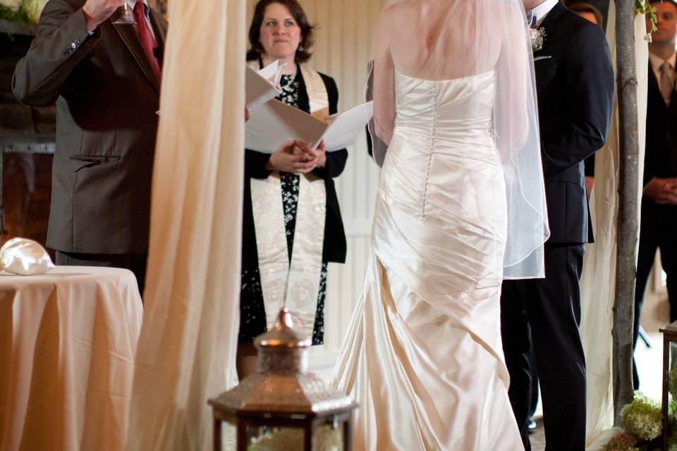 Breaking the glass at the end of the ceremony