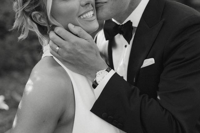 Bride & groom romantics