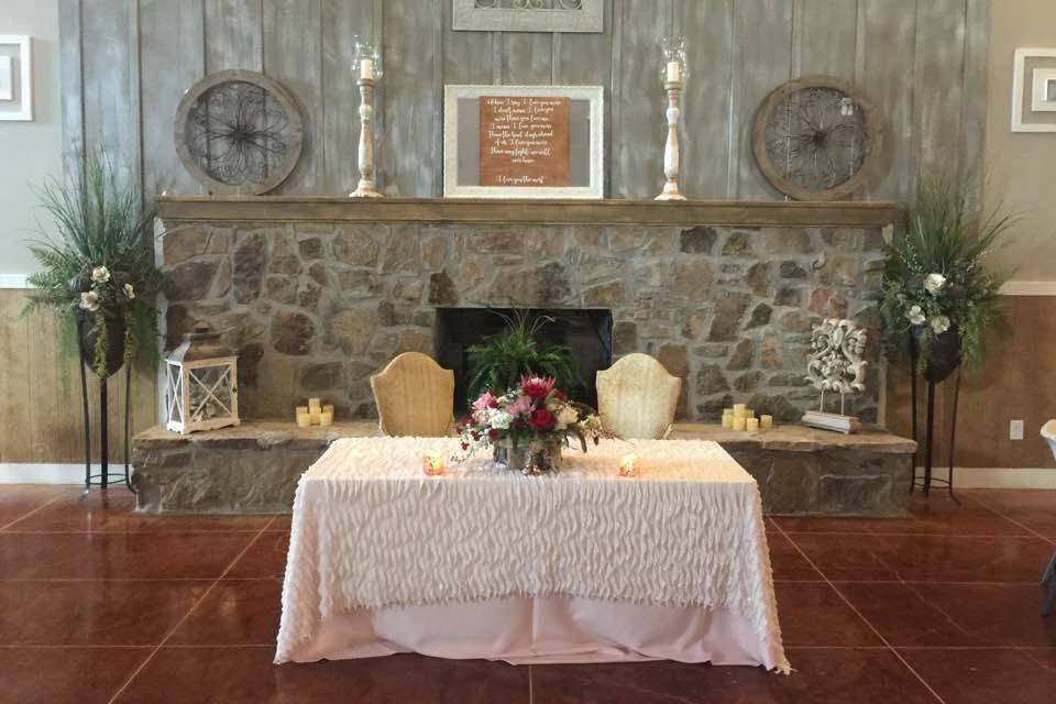 Table for the bride and groom