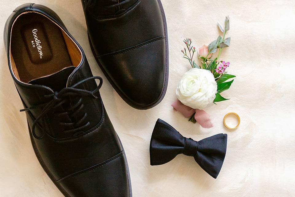 Groom Details