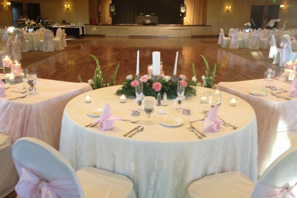 Sweetheart table