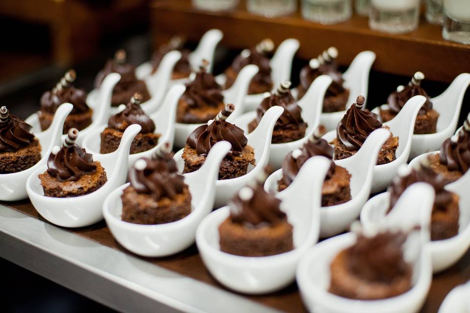 Chocolate mousse cake