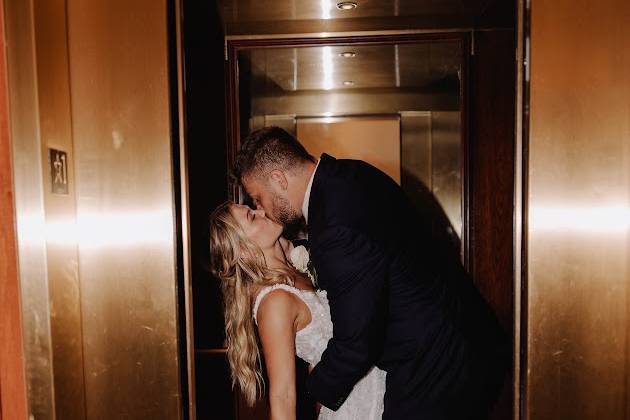 Couple Elevator