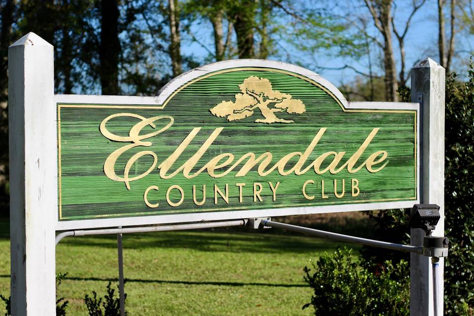 Ellendale Country Club
