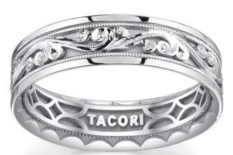 Wedding band with engravings