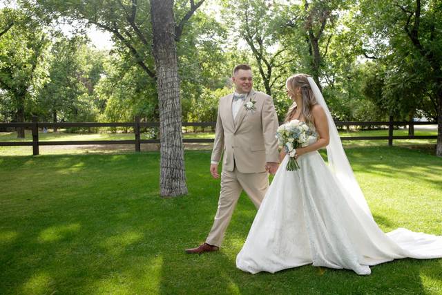 Walking wedding couple