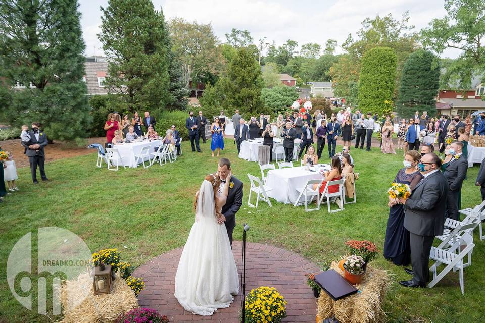 Outdoor cocktail wedding