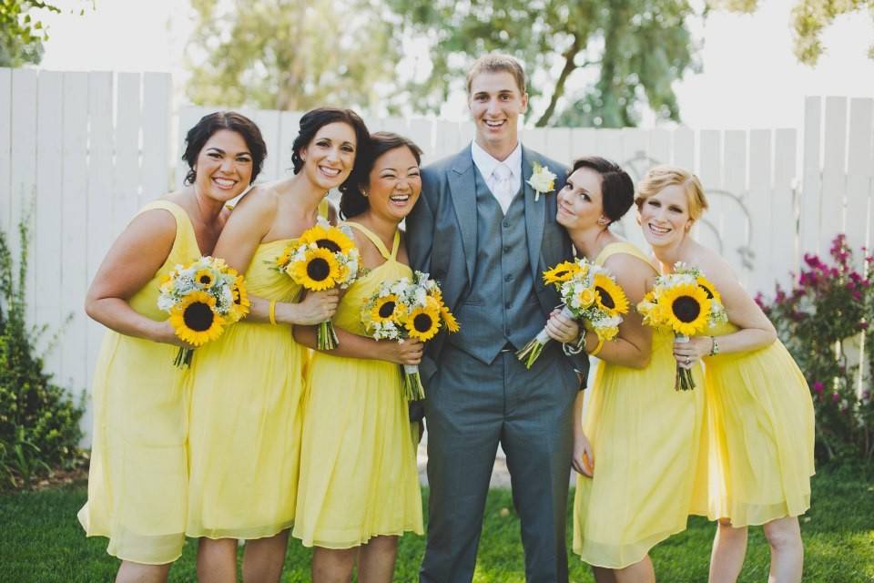 The groom with the bridesmaids