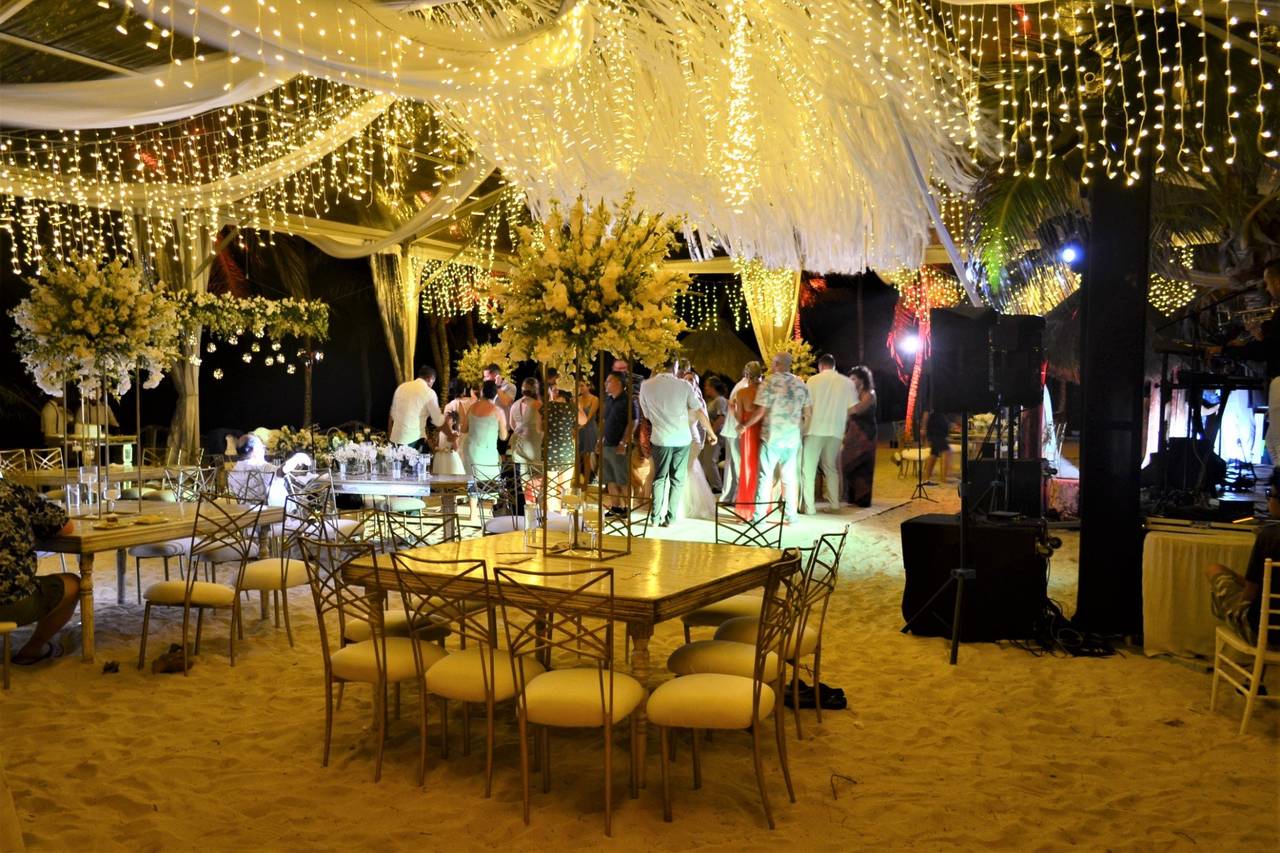 wedding planner in cancun mexico