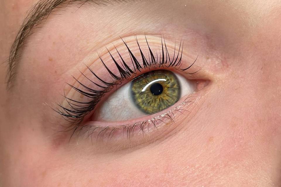 Eyelash extensions