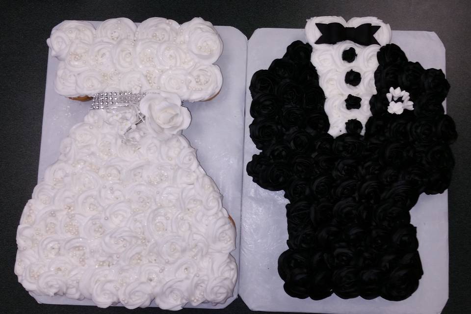 Wedding attire cupcakes