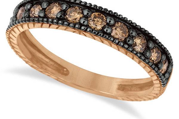 Champagne Diamond Black Rhodium Ring Band	The vintage milgrain edging flawlessly accents these 10 chocolate diamonds on a 14k rose, white, or yellow gold band.