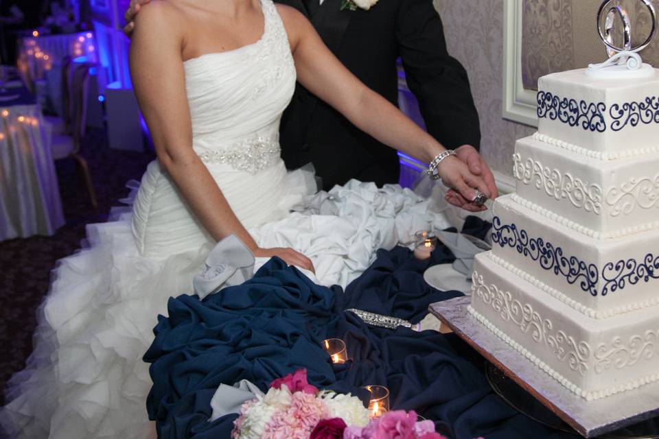 Cutting the cake