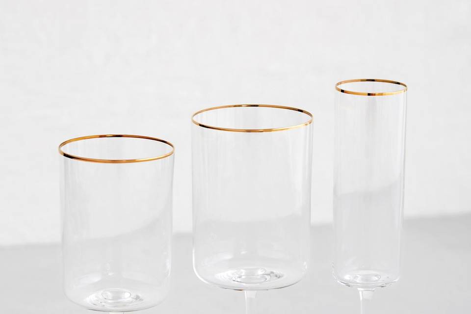 Edge glassware with gold rim