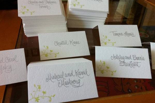 Fabulizz Design Company, LLC. d.b.a. Fabulizz Calligraphy