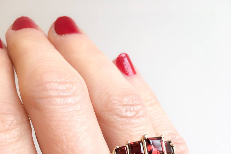 Vintage Garnet Ring