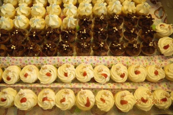 Wedding cupcakes