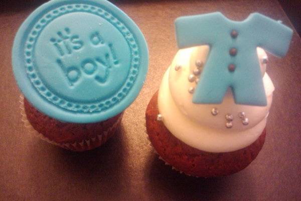 Carmen Cupcakes and Cakes