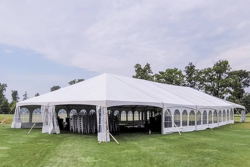 WEDDING TENT WITH WALLS 2