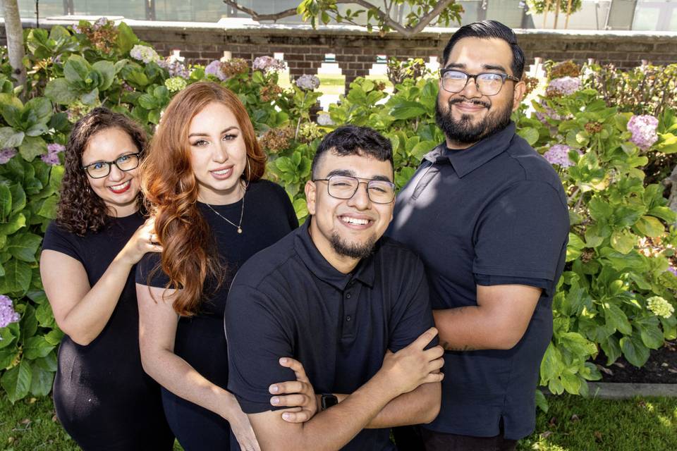 Family Photos USC Rose Garden