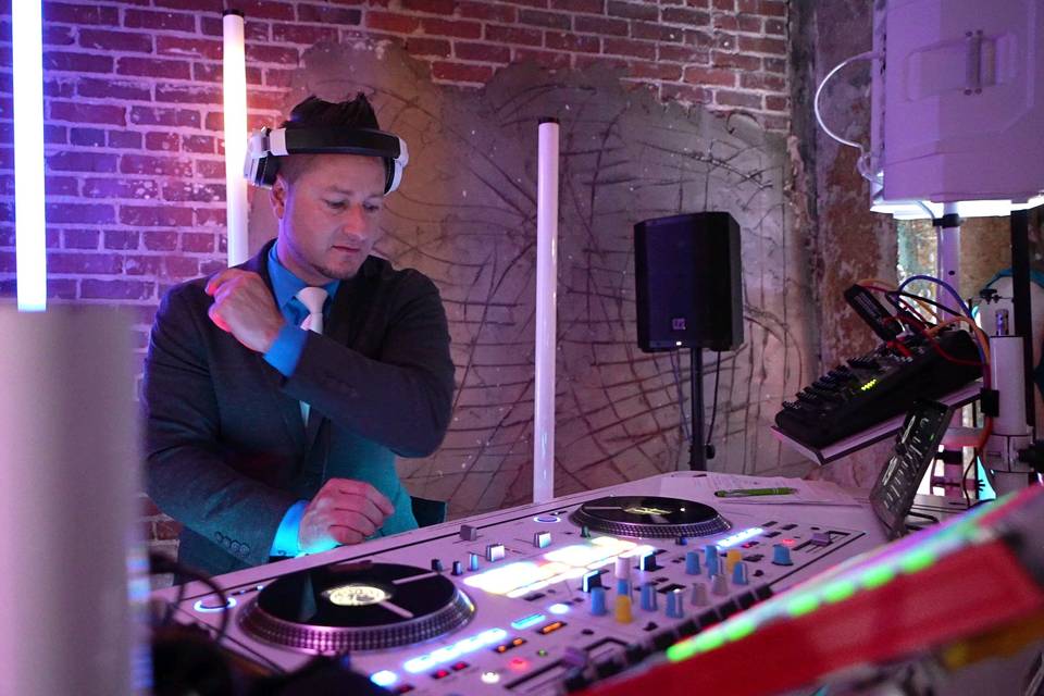 DJ NiKK0