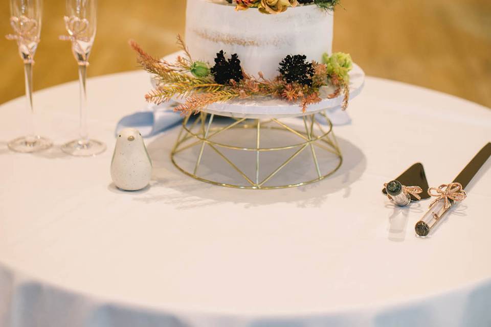 Wedding Cake with Flower