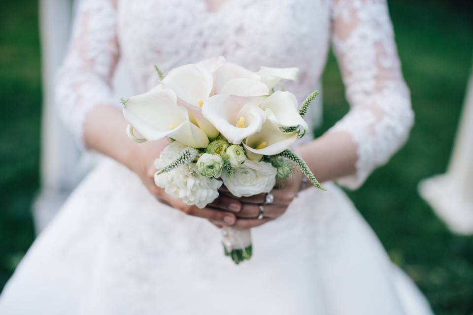 Small Bridal Bouquet