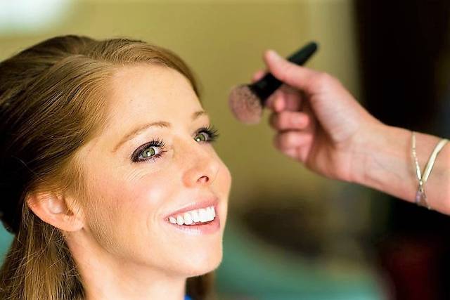 Debbie Federico - Professional Makeup Artist