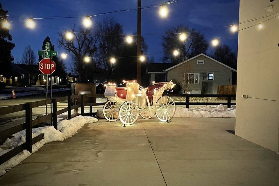 Lights of the courtyard
