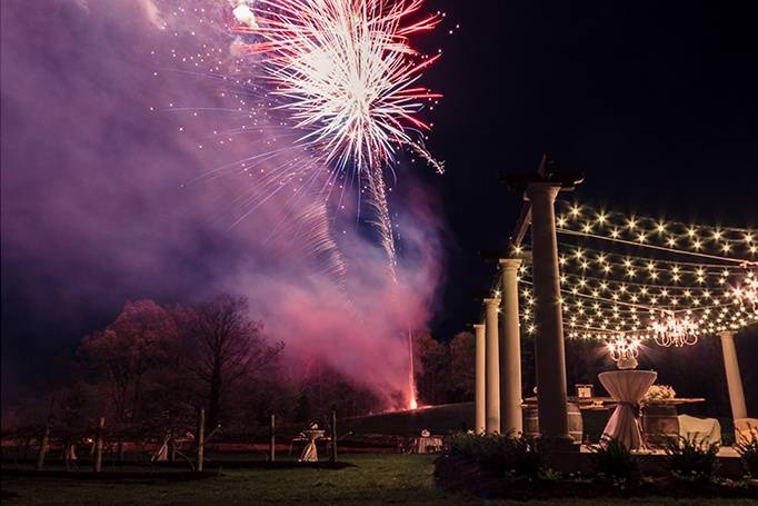 Laghetto Fireworks