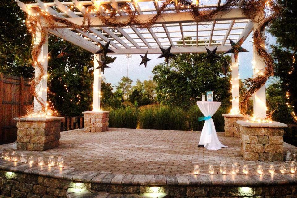 Wedding gazebo with stool bar