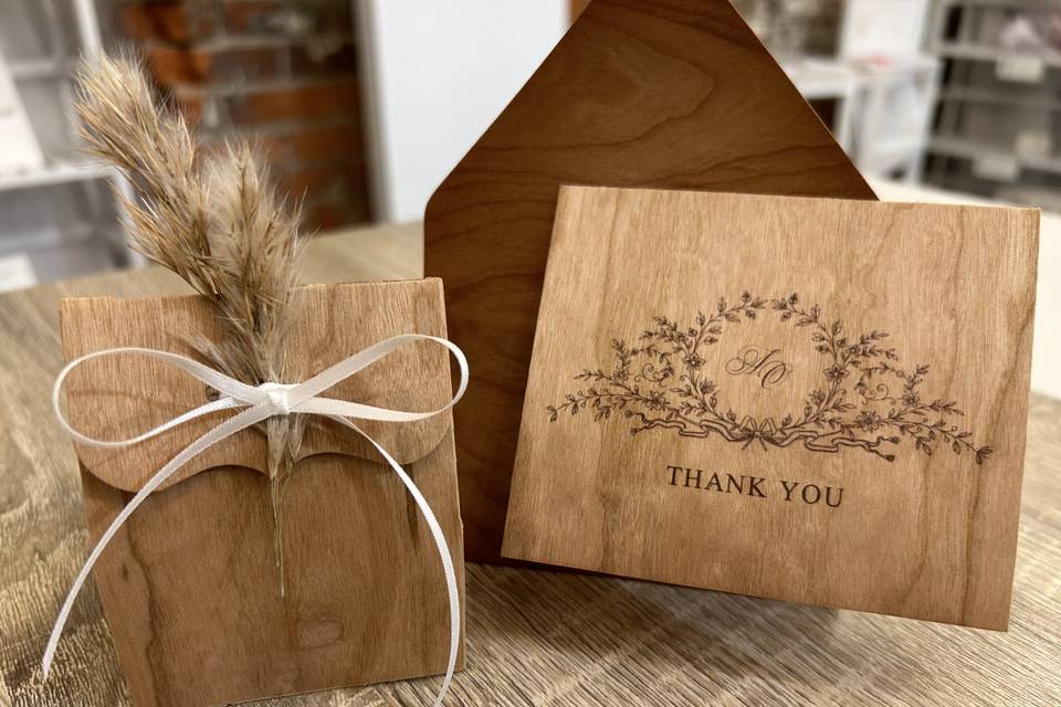 Cherry Wood Note Card & Favor