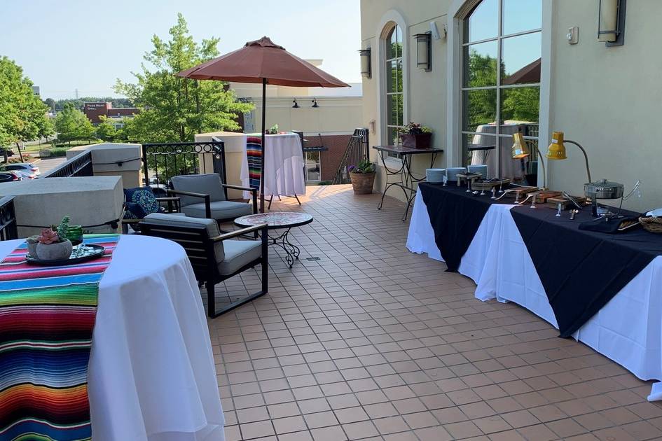 Mez patio