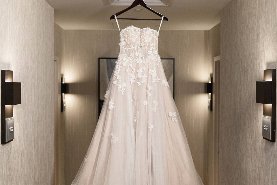 Wedding dress