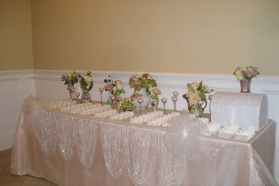 Crystal table swags and tulle bows