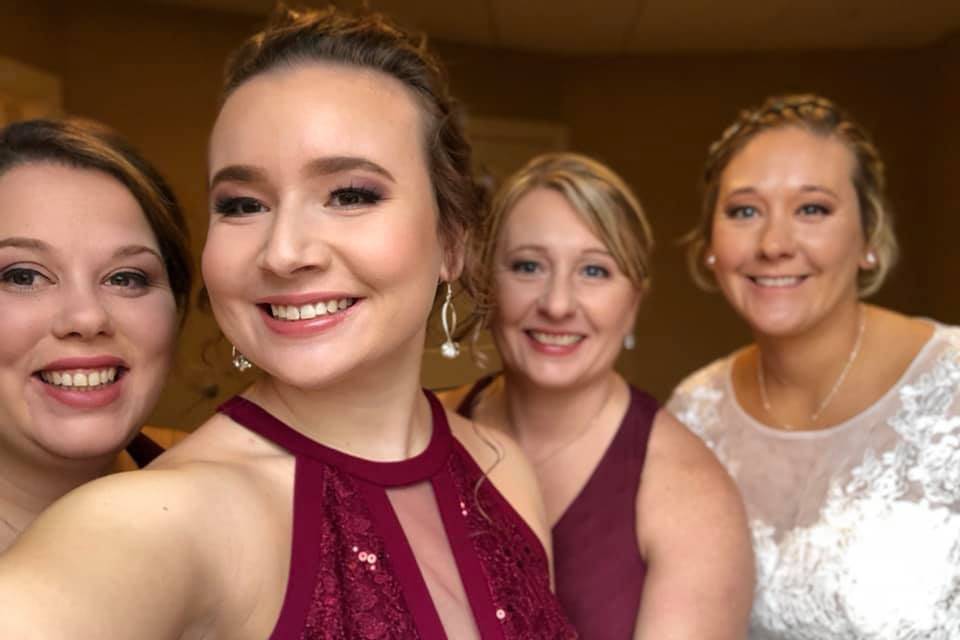Bride & Bridesmaids