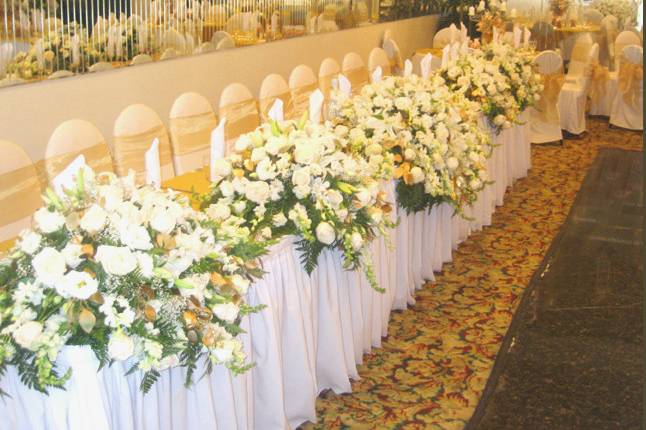 Epoca Restaurant and Hall