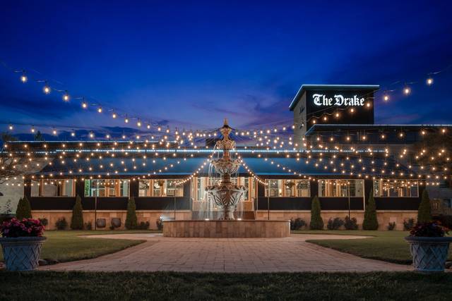 The Drake Oak Brook, Autograph Collection